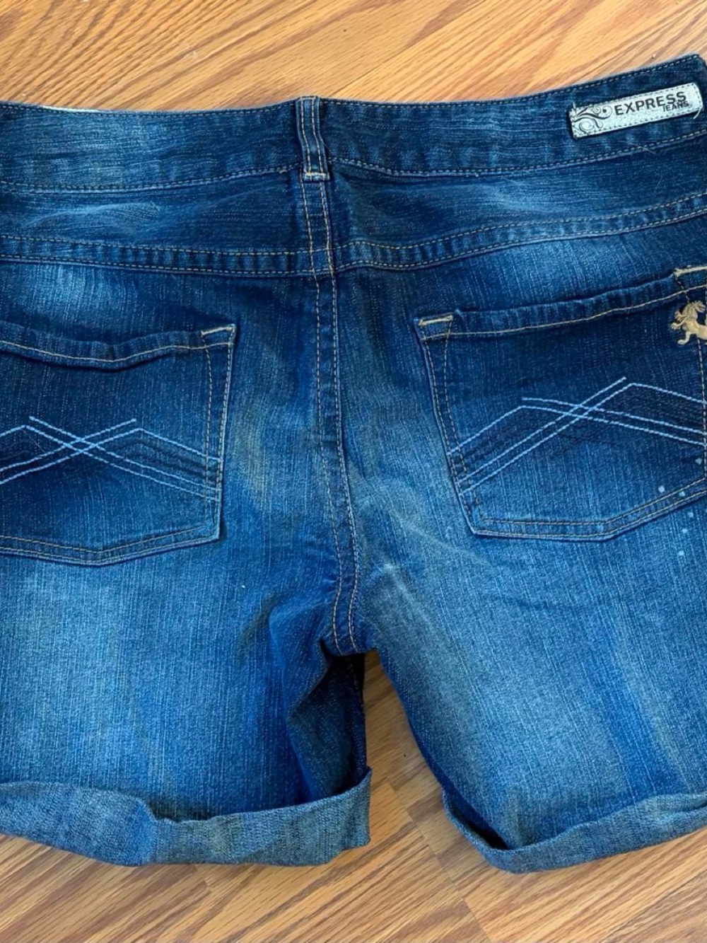 Express Jeans denim cuffed shorts & embroidery